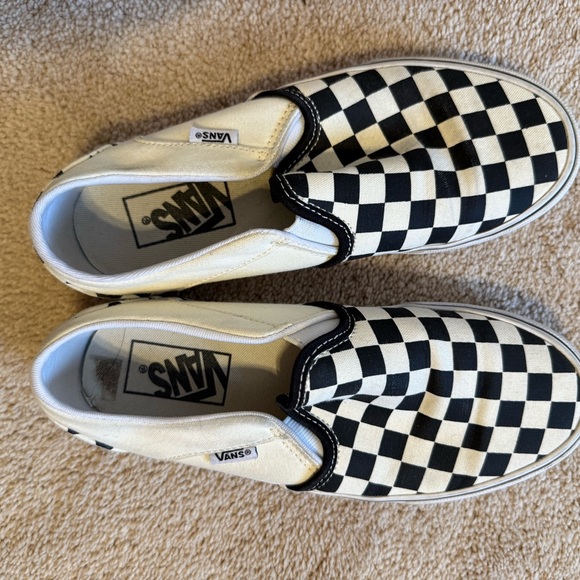 Vans Shoes - Vans White Low-Top Canvas Slip-On Shoes